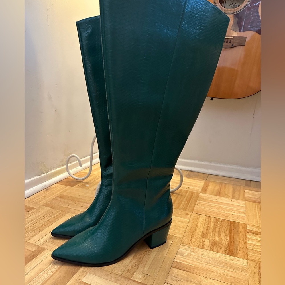 Eloquii glimmer embossed snake boot